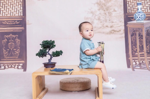 禹城宝宝眼睛肿是什么原因